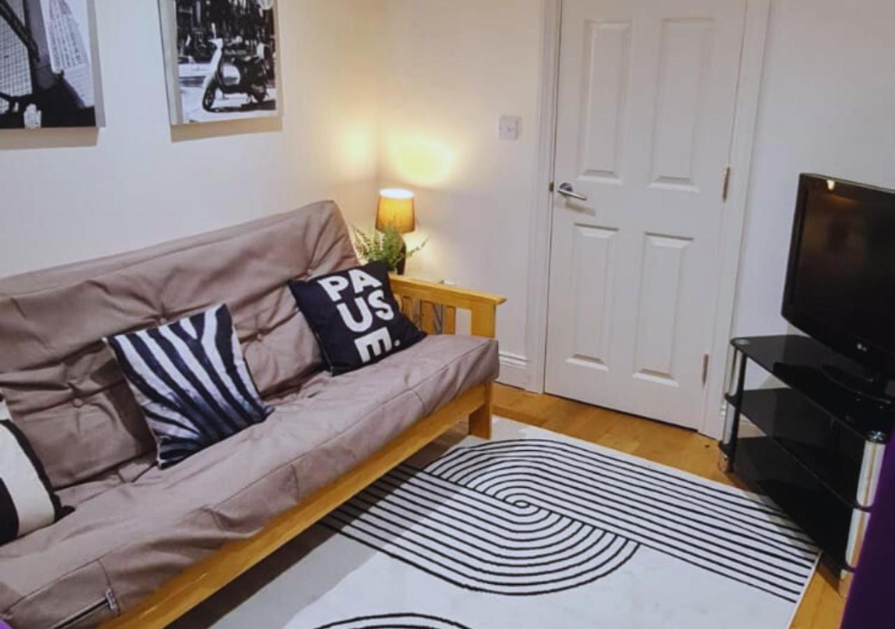 Modern 2 Bedroom Apartment In Peckham London Kültér fotó