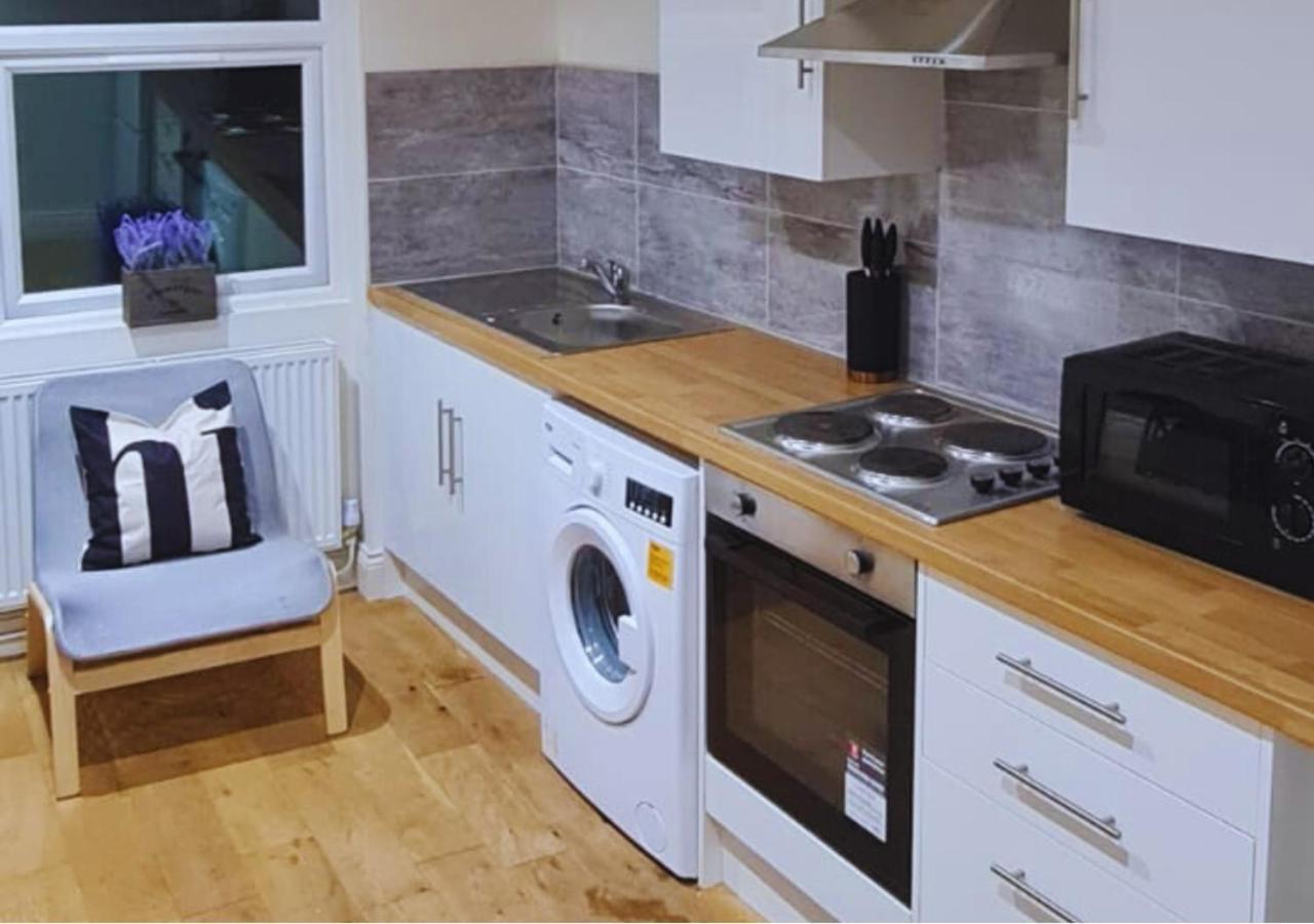 Modern 2 Bedroom Apartment In Peckham London Kültér fotó